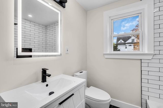37 WASHINGTON AVE, Berlin, NJ 08009