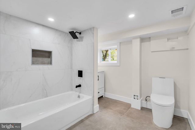 37 WASHINGTON AVE, Berlin, NJ 08009