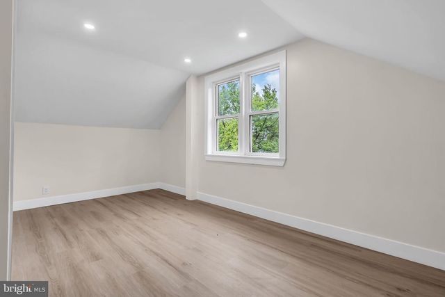 37 WASHINGTON AVE, Berlin, NJ 08009