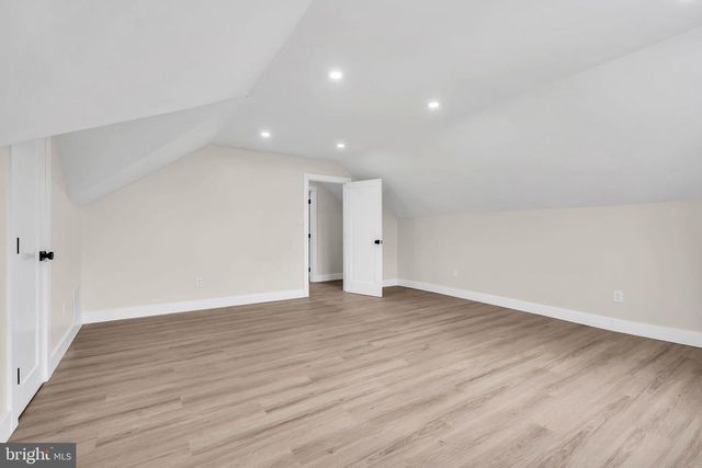 37 WASHINGTON AVE, Berlin, NJ 08009