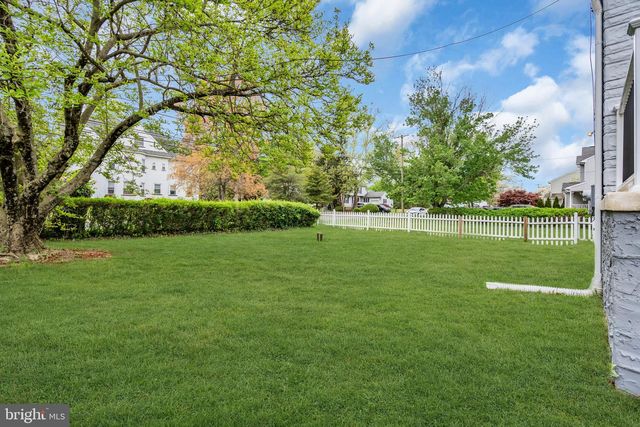 37 WASHINGTON AVE, Berlin, NJ 08009