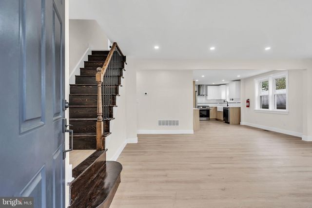 37 WASHINGTON AVE, Berlin, NJ 08009