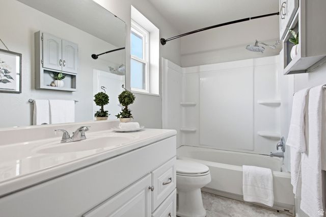 3867 S DITSIE DR, Magna, UT 84044