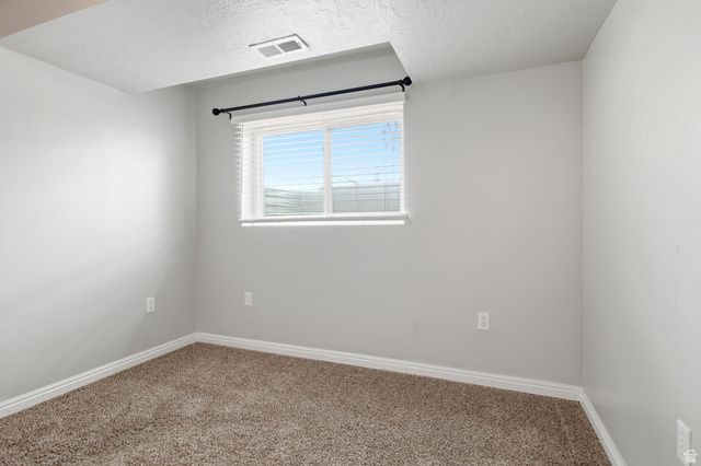 3867 S DITSIE DR, Magna, UT 84044