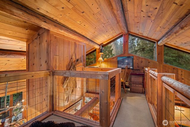 18904 233rd Avenue NE, Woodinville, WA 98077