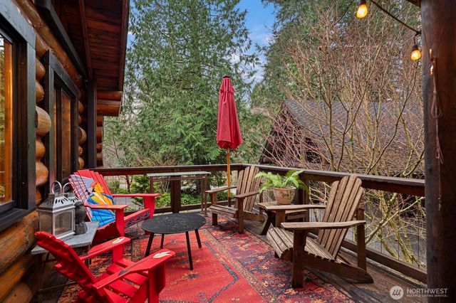 18904 233rd Avenue NE, Woodinville, WA 98077