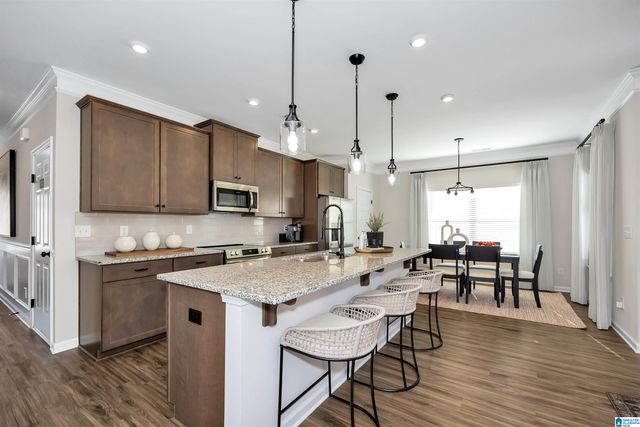 2078 VALLEY AVENUE, Leeds, AL 35094