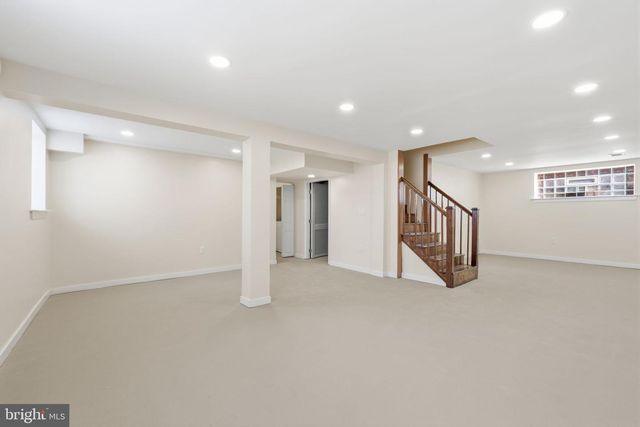 3225 CHESTNUT ST NE, Washington, DC 20018