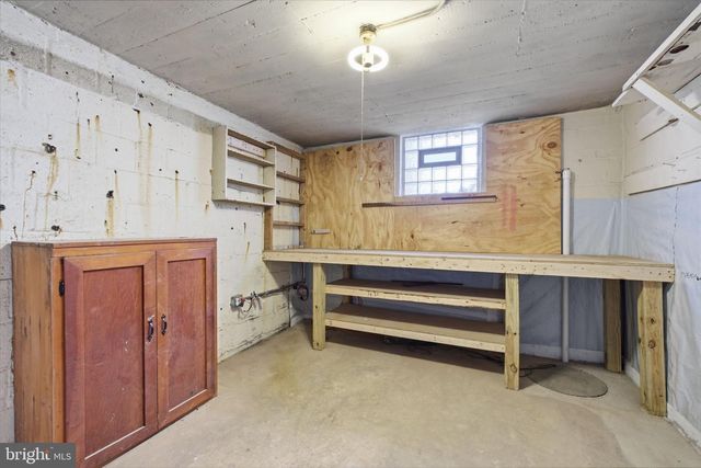 3225 CHESTNUT ST NE, Washington, DC 20018