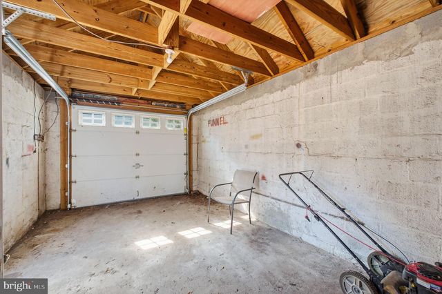 3225 CHESTNUT ST NE, Washington, DC 20018