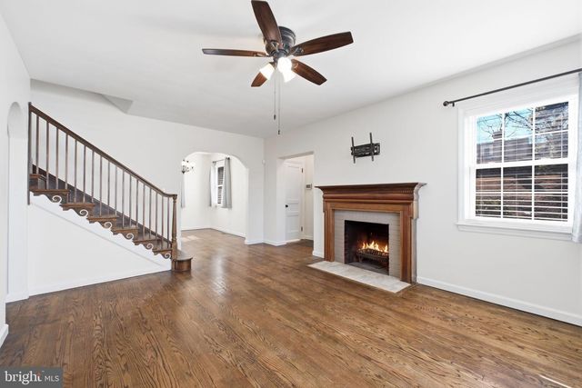 3225 CHESTNUT ST NE, Washington, DC 20018