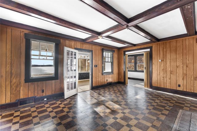 149 N Shore Road, Putnam Valley, NY 10579