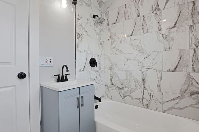 509 Helen Street, Columbus, OH 43223