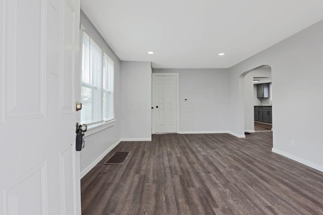 509 Helen Street, Columbus, OH 43223