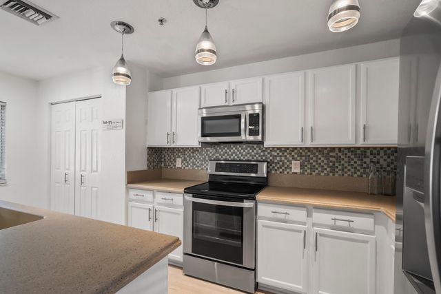 324 SE Bloxham Way, Stuart, FL 34997