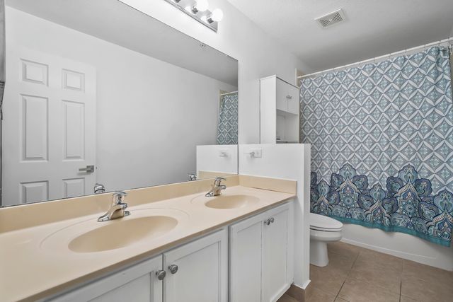 324 SE Bloxham Way, Stuart, FL 34997