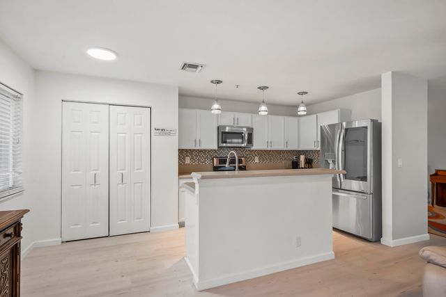 324 SE Bloxham Way, Stuart, FL 34997