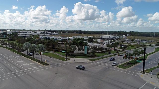 20637 Simone Drive, Loxahatchee, FL 33470