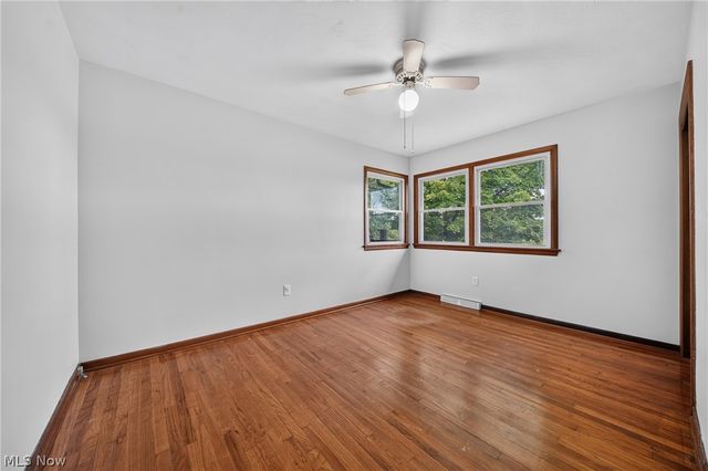 2744 Austinburg Road, Ashtabula, OH 44004