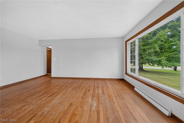2744 Austinburg Road, Ashtabula, OH 44004