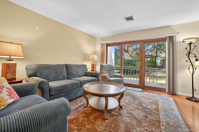 62 Villa Drive, Peekskill, NY 10566