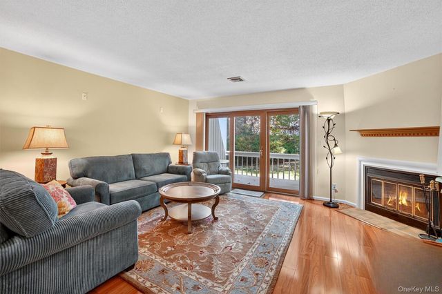 62 Villa Drive, Peekskill, NY 10566