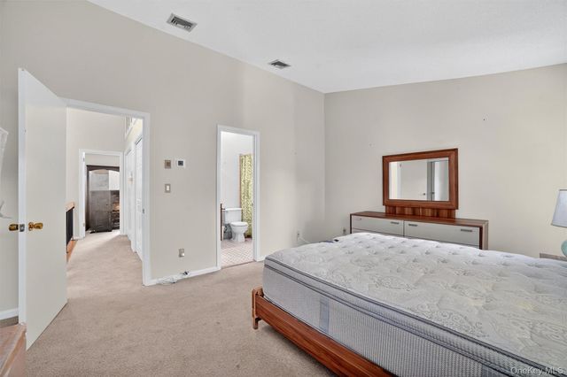 62 Villa Drive, Peekskill, NY 10566