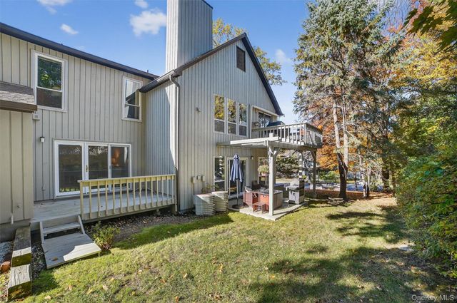 62 Villa Drive, Peekskill, NY 10566