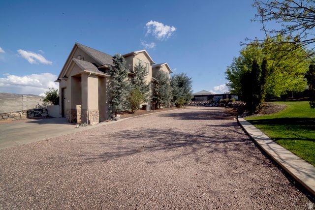 15257 S SCENIC CREST CIR, Bluffdale, UT 84065