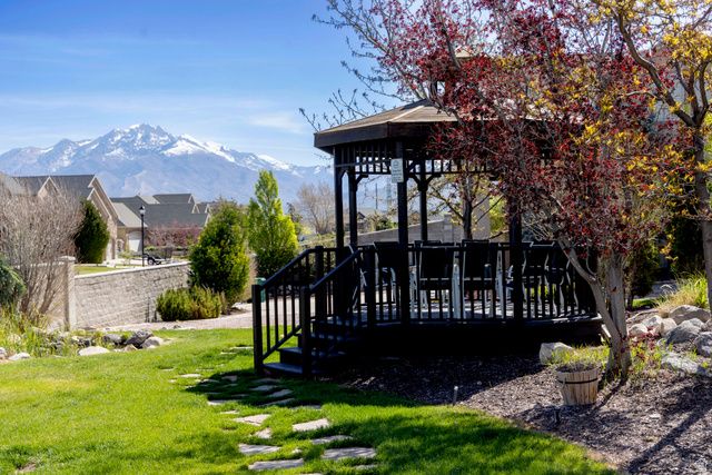 15257 S SCENIC CREST CIR, Bluffdale, UT 84065