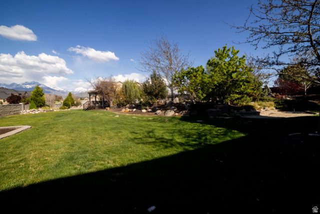 15257 S SCENIC CREST CIR, Bluffdale, UT 84065