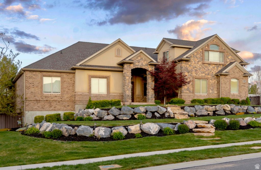 15257 S SCENIC CREST CIR, Bluffdale, UT 84065