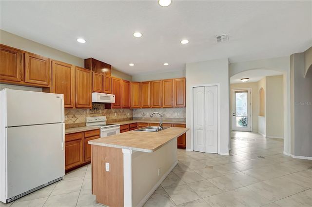 14551 POTTERTON CIRCLE, Hudson, FL 34667