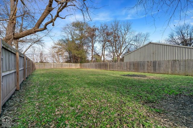 304 E Olympia Avenue E, Manila, AR 72442