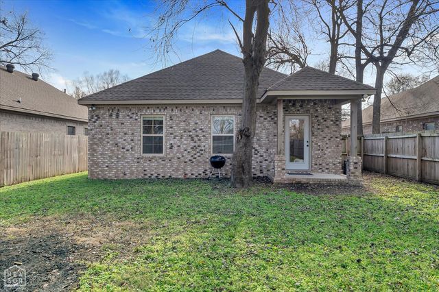 304 E Olympia Avenue E, Manila, AR 72442