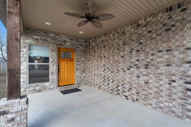 304 E Olympia Avenue E, Manila, AR 72442