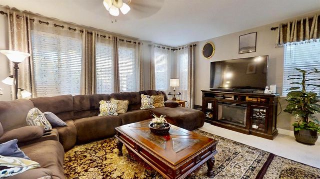 9573 Spring River Way, Elk Grove, CA 95624