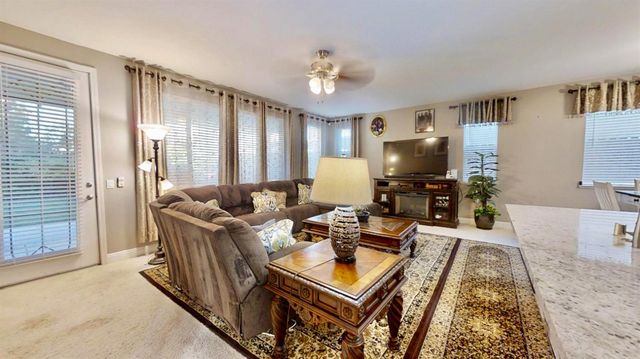 9573 Spring River Way, Elk Grove, CA 95624