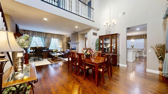 9573 Spring River Way, Elk Grove, CA 95624