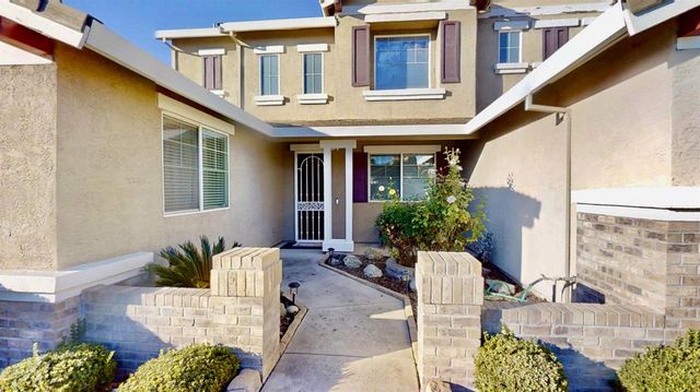 9573 Spring River Way, Elk Grove, CA 95624