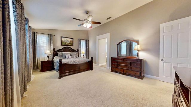 9573 Spring River Way, Elk Grove, CA 95624