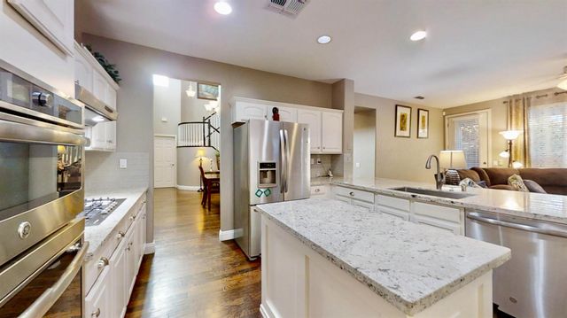 9573 Spring River Way, Elk Grove, CA 95624