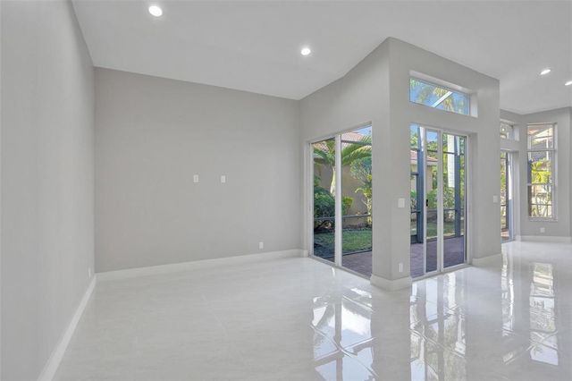 5885 NW 121st Terrace, Coral Springs, FL 33076