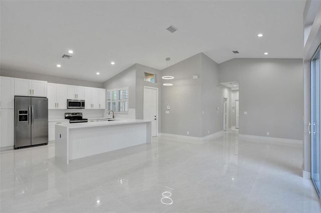5885 NW 121st Terrace, Coral Springs, FL 33076
