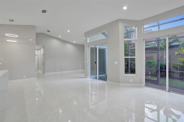 5885 NW 121st Terrace, Coral Springs, FL 33076