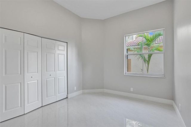 5885 NW 121st Terrace, Coral Springs, FL 33076