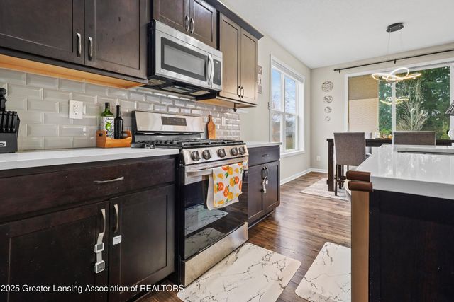 5603 Copper Creek Drive, Haslett, MI 48840