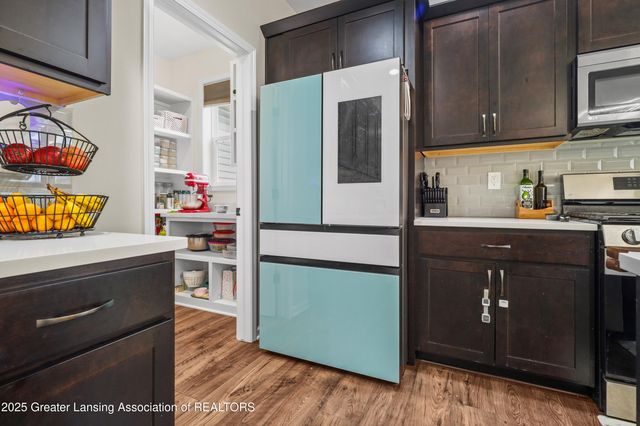 5603 Copper Creek Drive, Haslett, MI 48840