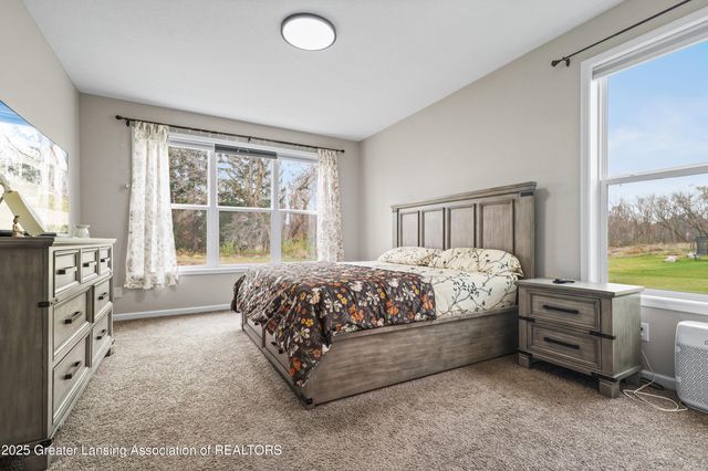 5603 Copper Creek Drive, Haslett, MI 48840