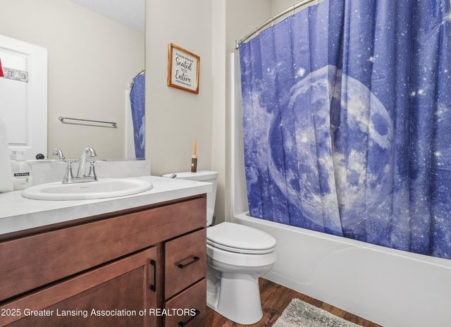 5603 Copper Creek Drive, Haslett, MI 48840